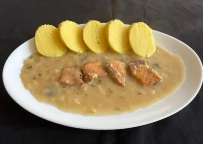 vepřové s bramborovým knedlíkem